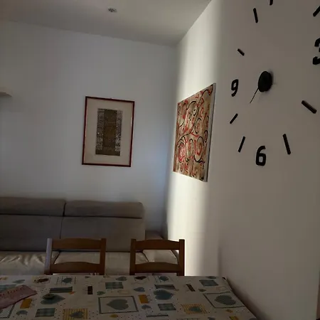 Appartement Con Balcone Vista Castello - Barivecchia - La Bella In Old Town Bari